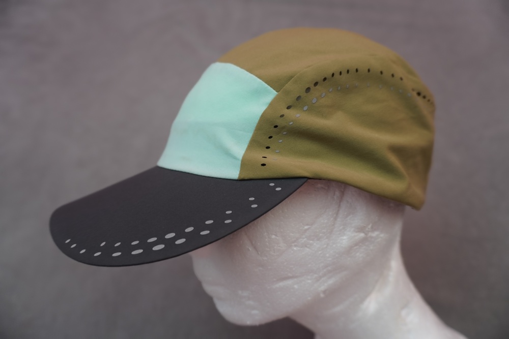 Lululemon 5 Panel Hat Womens S/M Green Colorblock Running Reflective Strap Back